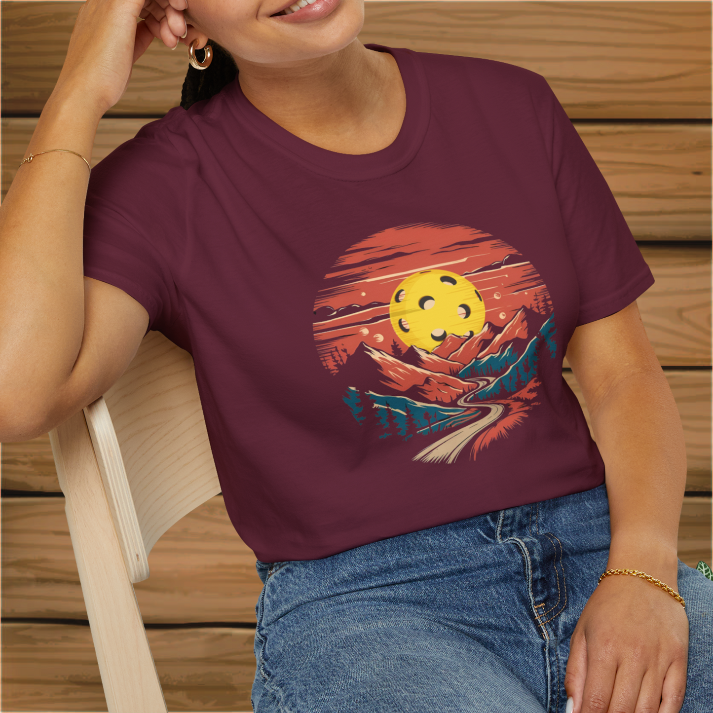 Pickleball Mountain Sunset: Unisex Softstyle T-Shirt